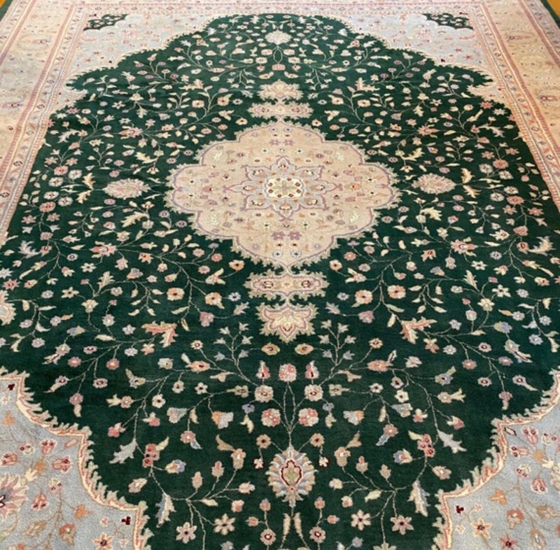 Brand New Fine Quality Handmade in India Hunter Green & Pastels Floral Rug, 9x12 gallery