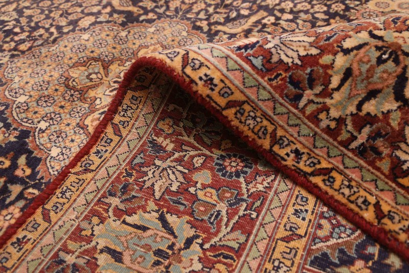 Vintage 4'5" x 6'11" Traditional Hand Knotted Vegetable Dye Wool Area Rug gallery
