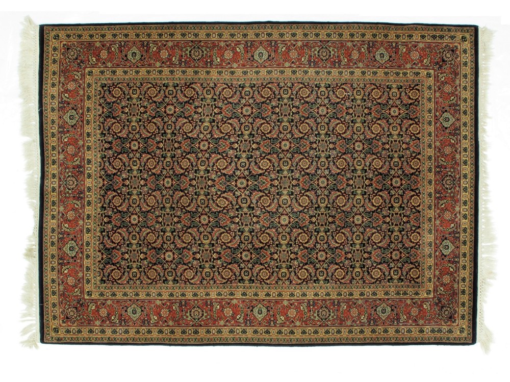 5' x 7' exceptional  Indian Heraty rug, 