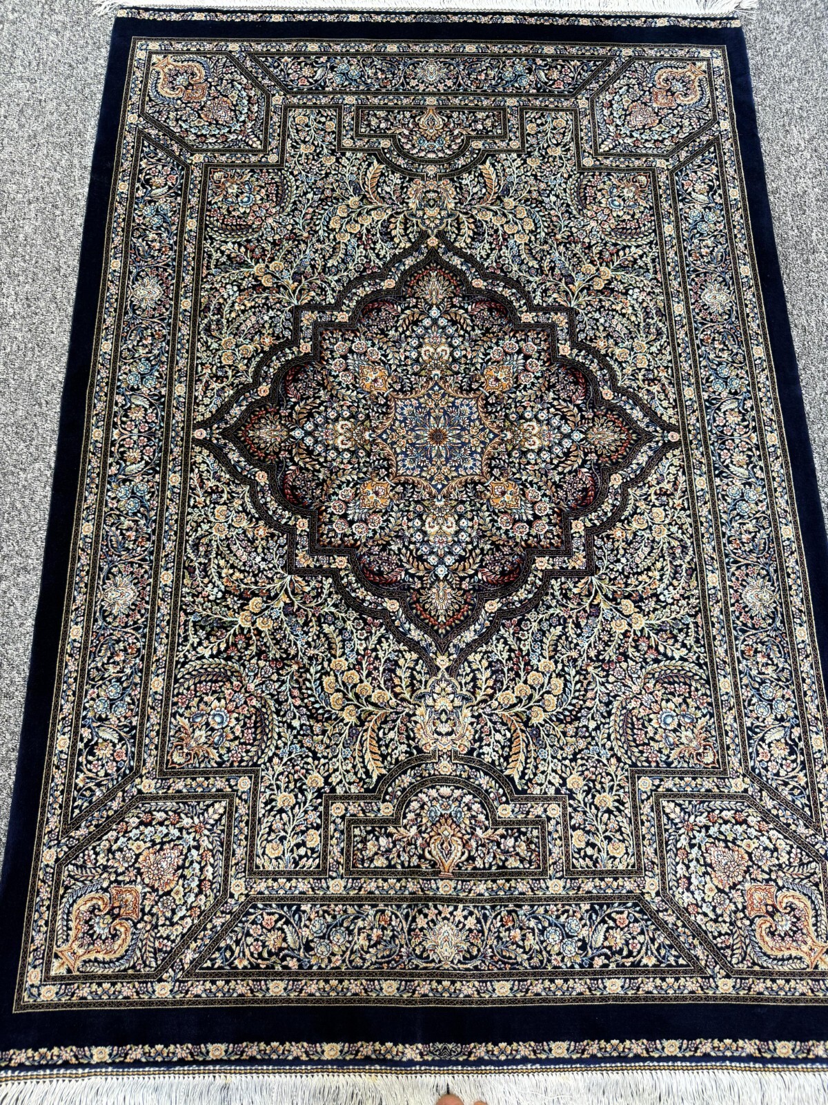Silk 3 x 5 feet Midnight Sapphire Black Medallion Design Area Rug Carpet gallery
