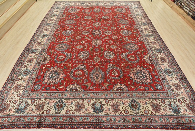 Vintage Traditional Oriental Carpet 9’10” x 12’8” Red Wool Hand-Knotted Area Rug gallery