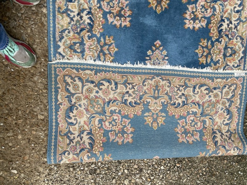 Semi Antique Rug gallery