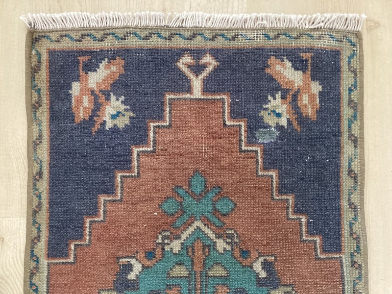 Pink rug, Turkish rug, Vintage rug, Small rug, Doormat rug, 1.7 x 3 ft gallery