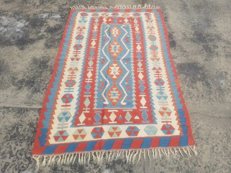 Distressed Fine Vintage Traditional Handmade Turkish Wool Kilim 5.9x3.8 ft gallery