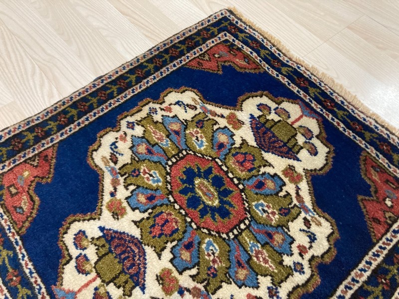 Blue rug, Square rug, Turkish rug, Vintage rug, Wool rug, Doormat, 1.9 x 1.9 ft gallery