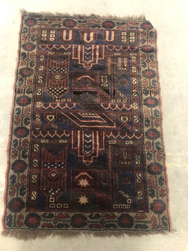 Antique Handmade Wool Rug 4’8”x2’8”ft gallery
