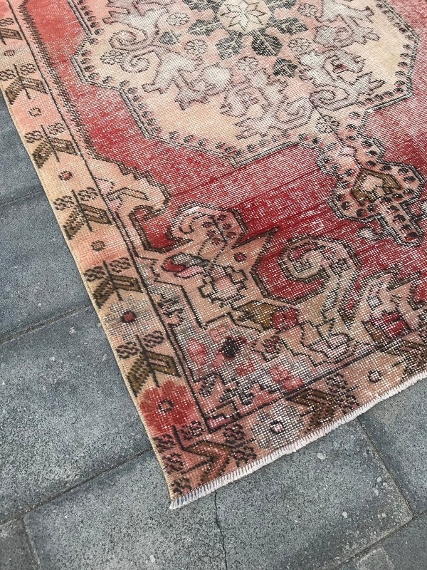 Pink Turkish Rug , Pink Vintage Rug , Turkish Area Rug , Oriental Rug , Wool Are gallery