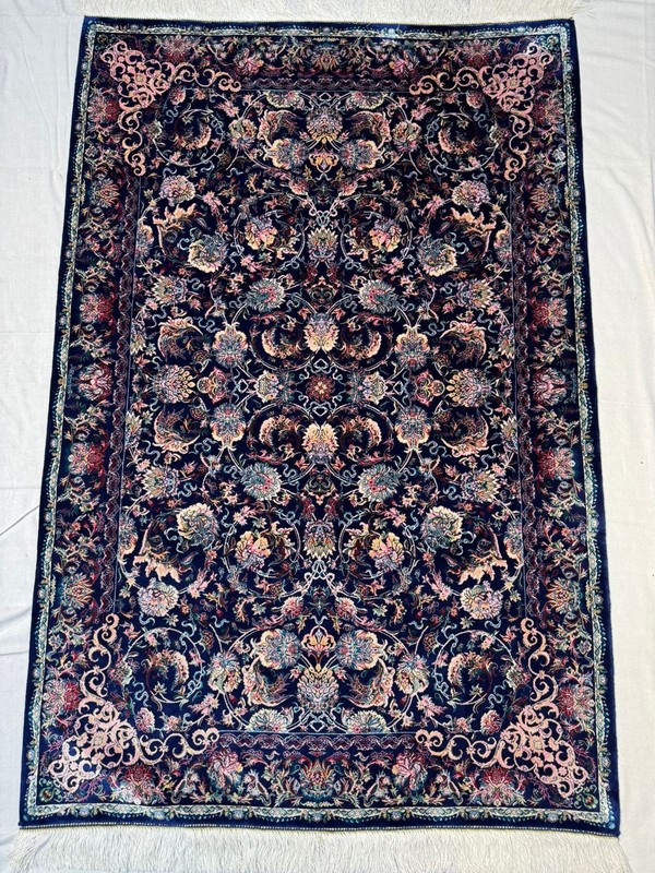 Silk Rug 3 x 5 Feet Soft Floral Pattern Antique Design Premium Quality 91 x 152 gallery