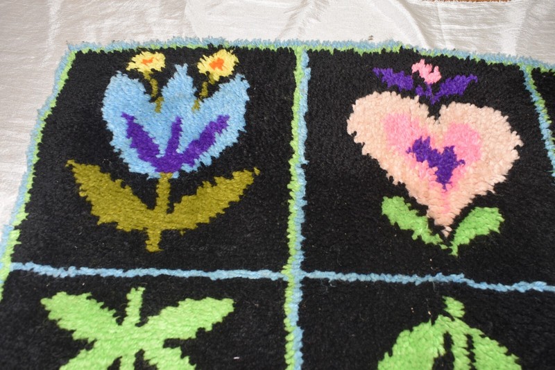 Vintage 1970’s HANDMADE Floral Shag Latch Hooked RUG 36” x 25” Heirloom Gift gallery