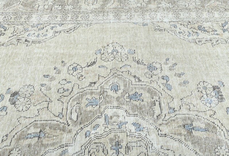 Antique Distressed Oriental Rug Classic Design Vintage Farmhouse Carpet 7X9 ft gallery