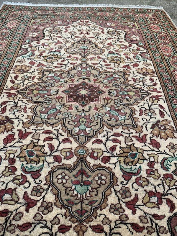 4' X 6'2'' Vintage Carpet Natural Village Rug Handmade Rug.SKU:K1701 gallery