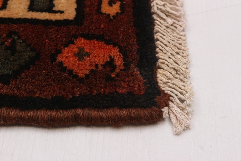 Vintage 4'7" x 9'2" Traditional Hand Knotted Vegetable Dye Wool Area Rug gallery