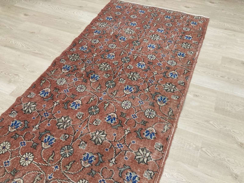 Red rug, Turkish rug, Vintage Rug, Handmade rug, Area rug, 3.1 x 6.6 ft gallery