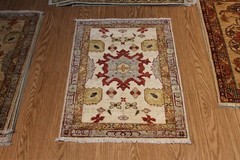 _HANDMADE-RUG-2′ x 3′ Agra Design made out of natural wool- dyes throw rug