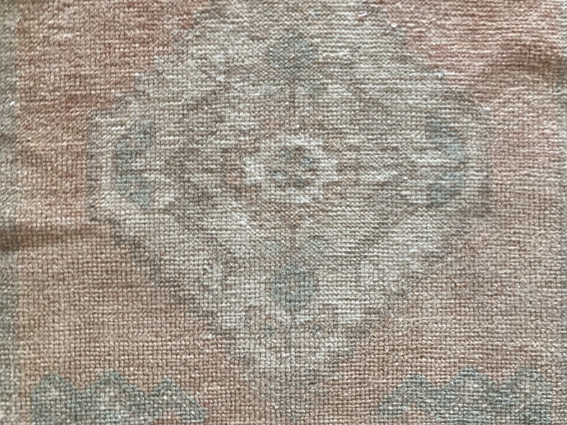 Pink rug, Turkish rug, Vintage rug, Small rug, Wool rug, Doormat, 1.6 x 2.9 ft gallery