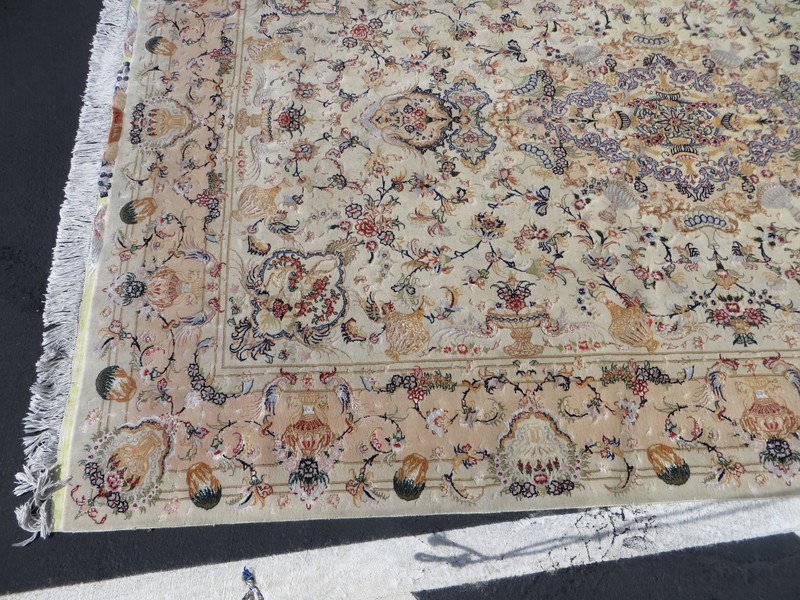 Beauty! Genuine Hand Made Tabrizz rug wool/silk 7" x 10" signed nice! gallery