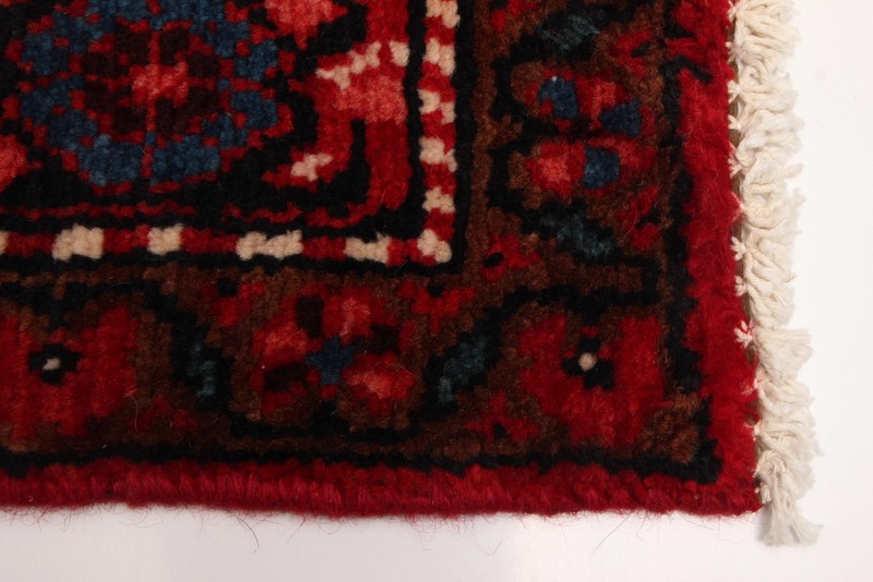 Vintage 4'2" x 6'1" Traditional Hand Knotted Vegetable Dye Wool Area Rug gallery