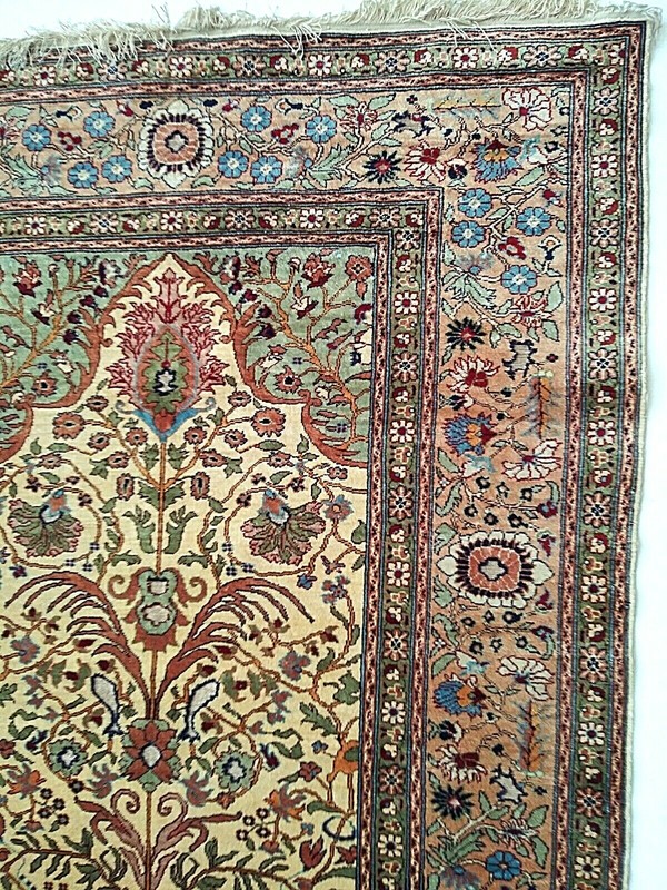 SUPER FINE GENUINE ALL SILK TURKISH PRAYER RUG WITH GOLD THREAD gallery