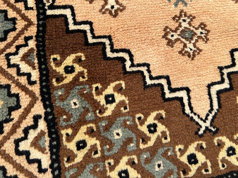 2'7x4'7 ft Turkish Hand Knotted Rug Moroccan Style Tribal Wool Soft Pile Rug gallery