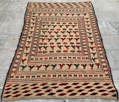 Vintage Afghan Hand-Woven: Mashwani Wool Area Rug, Traditional Carpet (4×6 ft.)