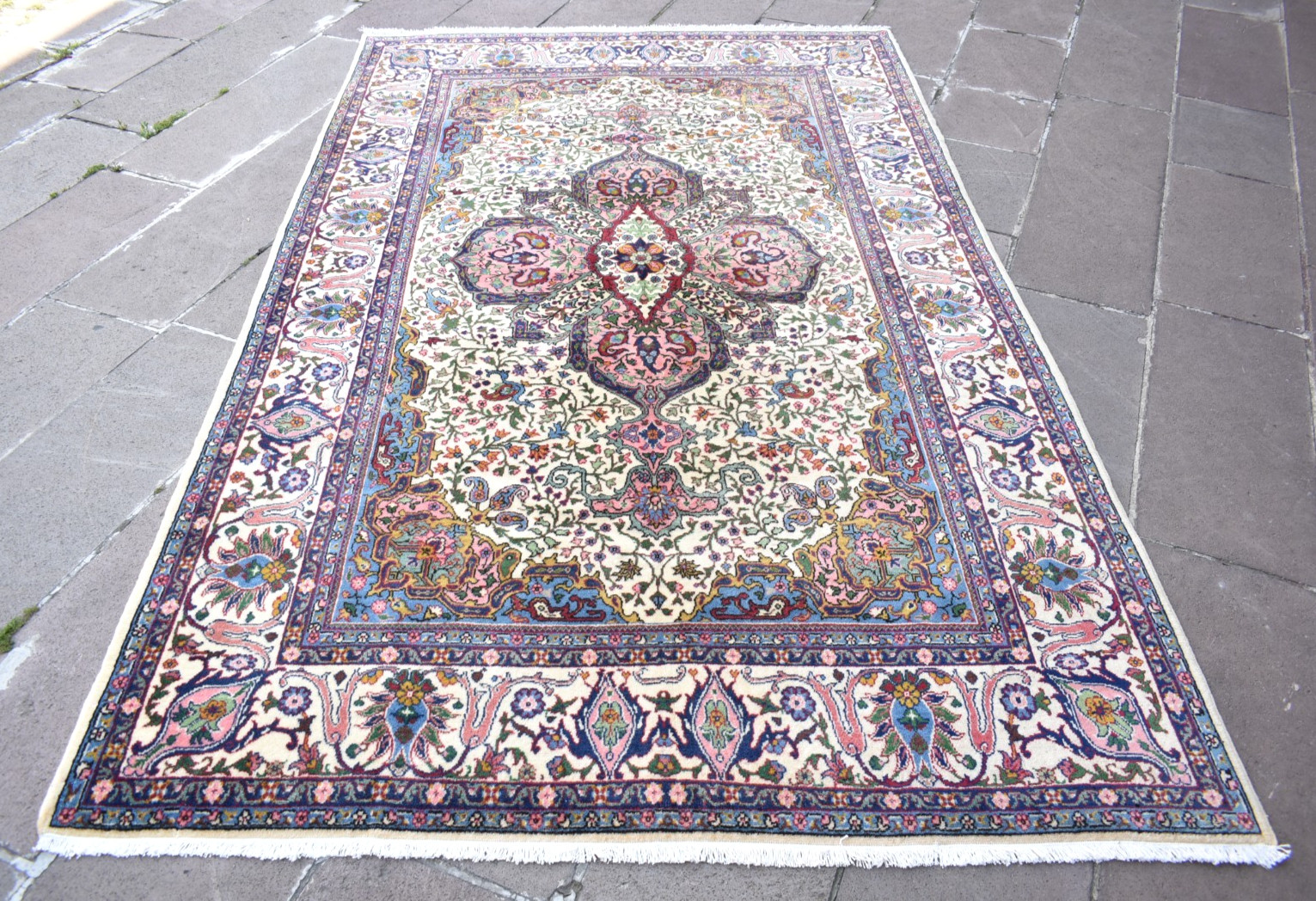 Vintage Turkish Rug 64'' x 102'' Hand-knotted Rug Home Decor Rug Living Room Rug gallery