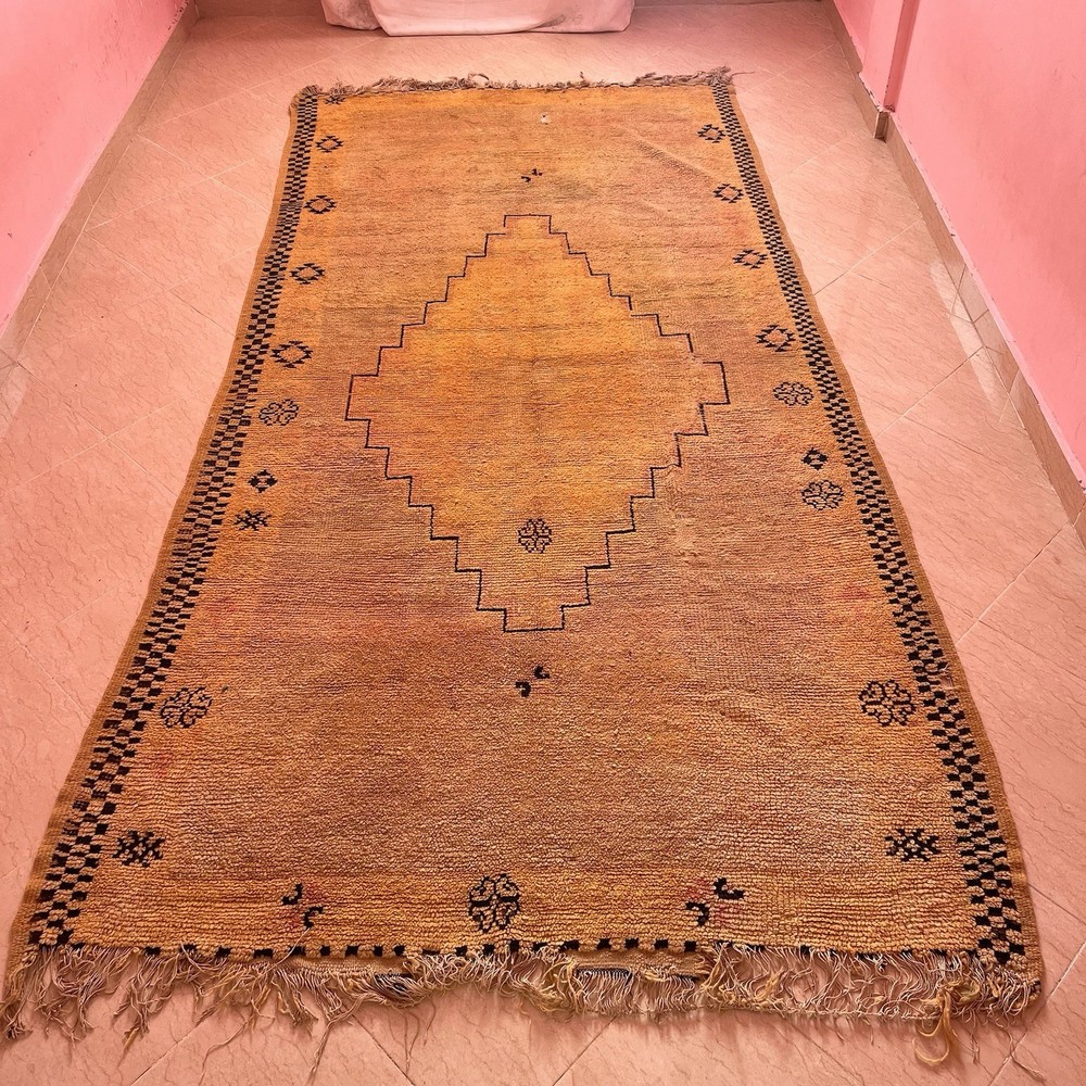Vintage Rug 100% Natural Wool Handmade Rug From Morocco Minimalistic Berber Rug