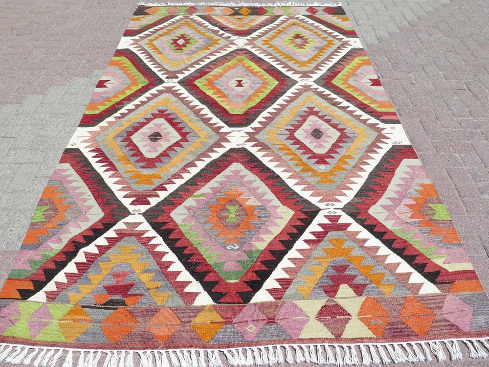 Turkish Kilim, Area Rugs Southwestern Hand woven Floor Rug Bohemian Rug 68"x111"