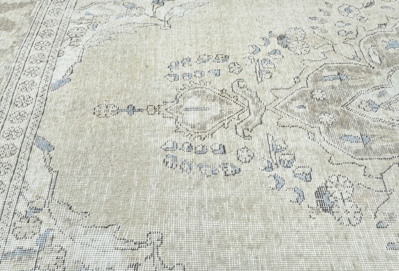 Antique Distressed Oriental Rug Classic Design Vintage Farmhouse Carpet 7X9 ft gallery