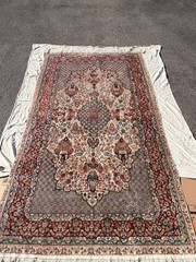 Hand Knotted Fine Silk Oriental Area Rug 99×60 Floral Medallion Estate