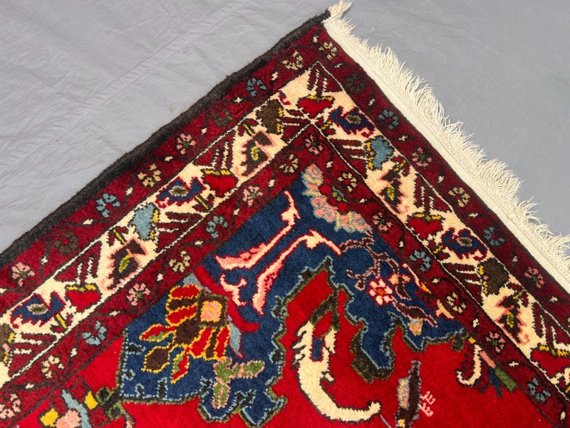 3'8x5 ft Vintage Caucasian Hand Knotted Wool Floral Central Medallion Accent Rug gallery