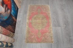 Vintage Anatolian Oushak Rug 1’7×2’9 ft, Pink Colorful Modern Turkish Rug