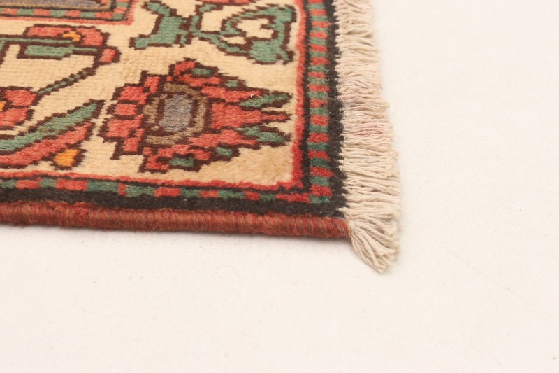 Vintage 4'11" x 9'10" Traditional Hand Knotted Vegetable Dye Wool Area Rug gallery