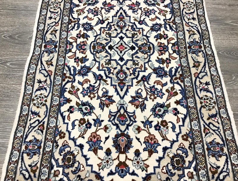 Exquisite Hand-knotted Rug 3'2"X 5'17" gallery