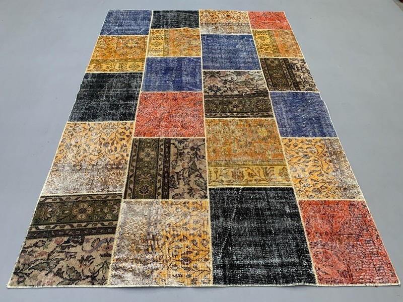 Distressed Vintage Turkish Patchwork Rug 250x167 cm Wool Large gallery