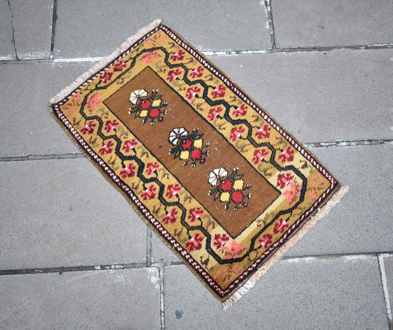 Fabulous Antique Turkish Rug 18'' x 29'' Collectors Item Melas Yastik Wall Rug gallery