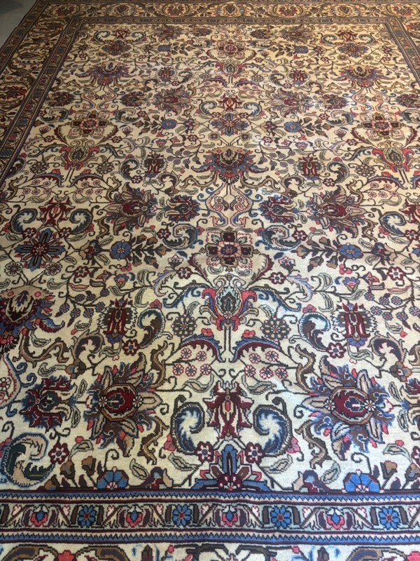 SIMI ANTIQUE. HAND MADE. 13x10 EXCELLENT CONDITION. FULL PILE. gallery