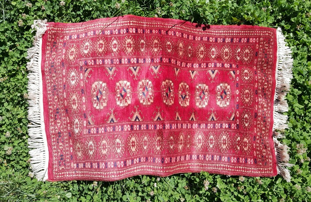 VTG Hand-Knotted SMALL Rug MAT Persian ? Oriental ? Wool ? RED Used? apprx (2x3)