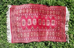 VTG Hand-Knotted SMALL Rug MAT Persian ? Oriental ? Wool ? RED Used? apprx (2×3)