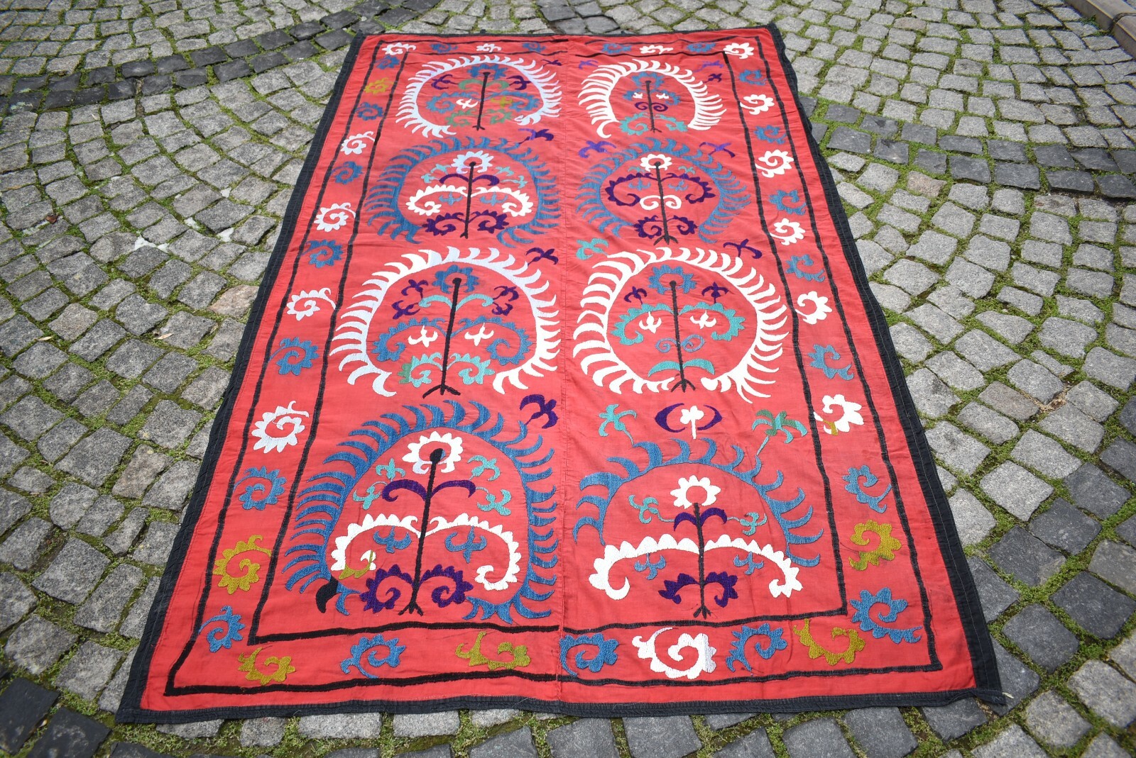 Uzbek Suzani Cover 55'' x 88'' Antique Silk Embroidered Wall Hangings Suzani gallery
