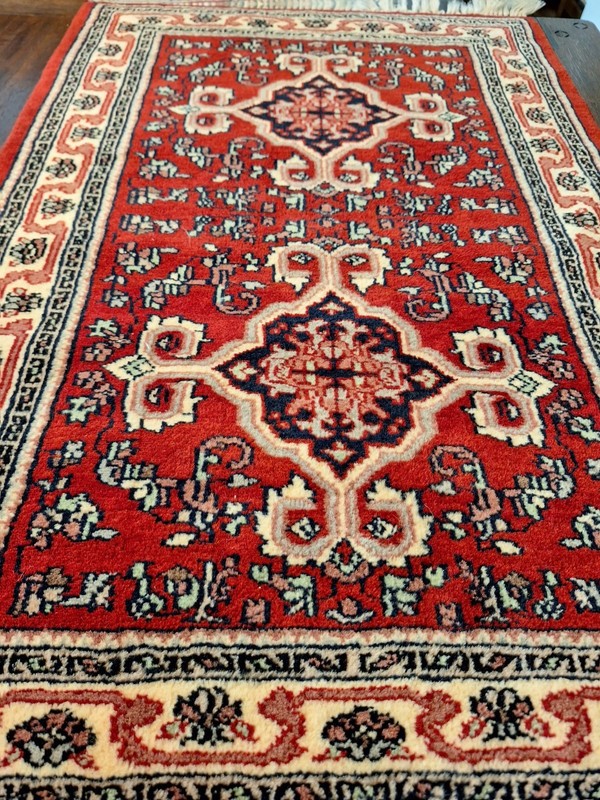 Pre-Owned Finely Hand Woven Rug Turkish Pattern Woven In Pakistan. Over 50 Years gallery