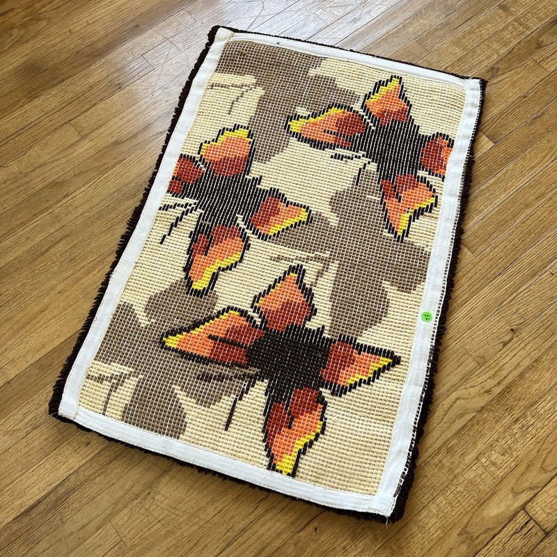 ✨Mid Century Hippie Butterfly Swag Rug Vintage 1970s gallery
