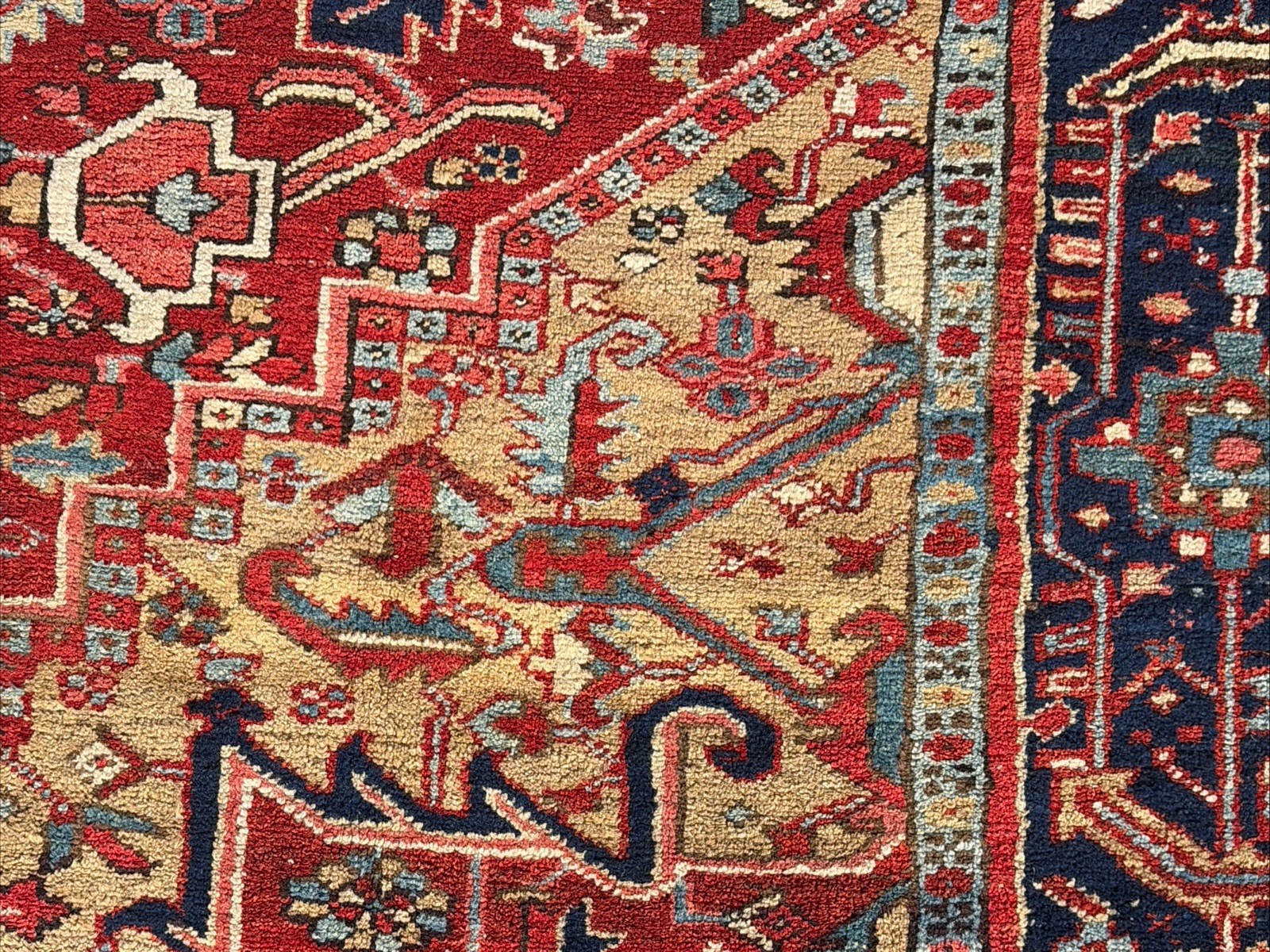 Antique Per'sian Heriz Serapi Rug 7x10 gallery