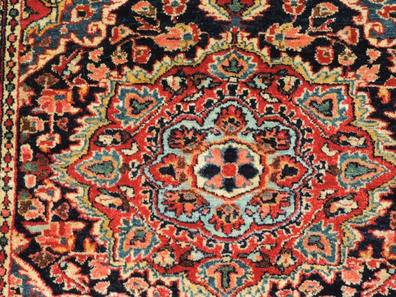 2x3ft. Handmade Antique Sarouk Wool Rug gallery