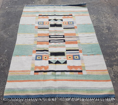 Vintage Traditional Handmade Beautiful Moroccan Floor Rug Carpet 156×115 cm