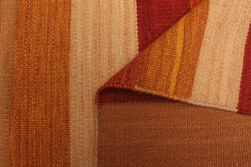 Vintage 5'4" x 7'11" Traditional Wool Hand Woven Oriental Area Rug gallery