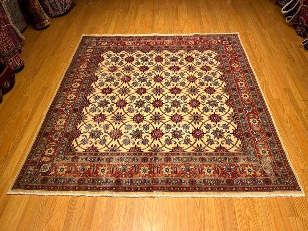 6.5 x 6.5 Handmade Antique Fine Quality Esfahaan Square Rug Natural Dye Wool