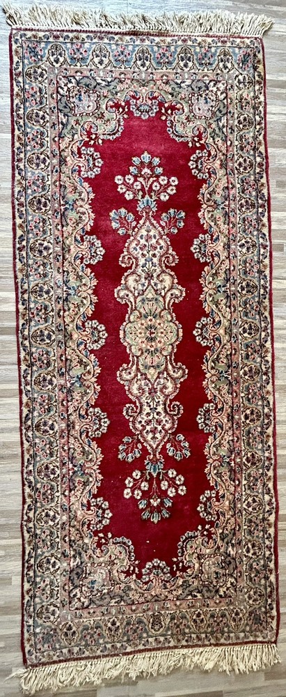 Sarouk Oriental Rug – Antique Mid-19th/Early 20th Century – 3’0”x7’6”