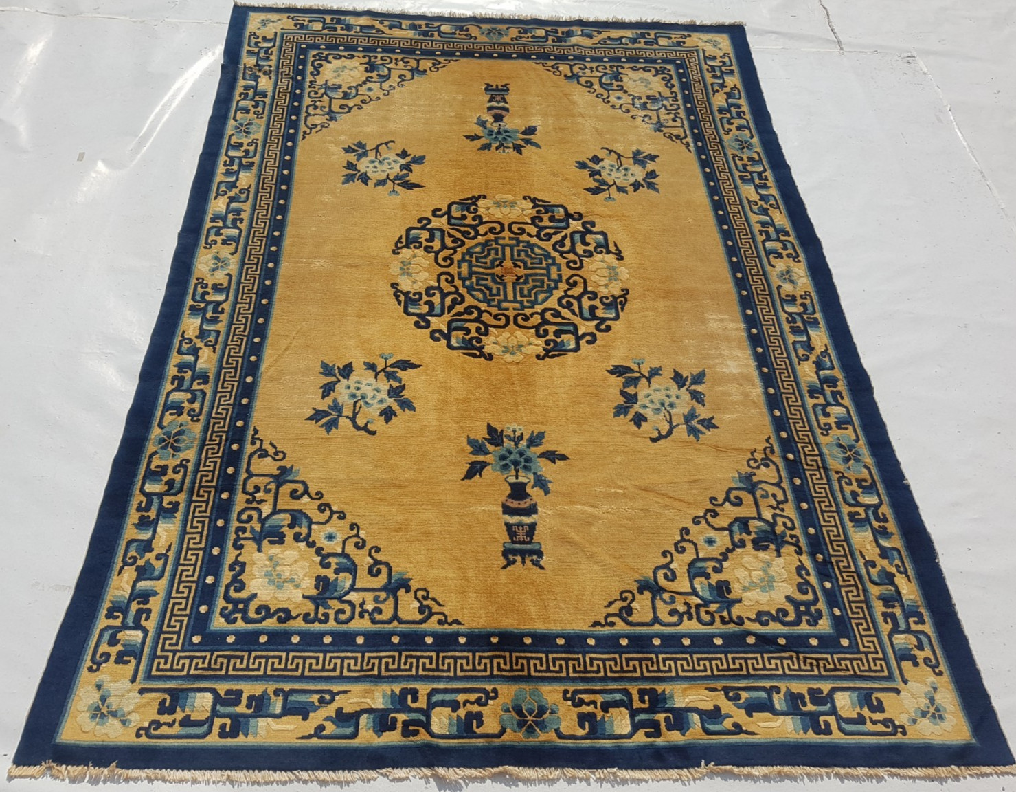 Vintage Handmade Chinese Peking Medallion Floral Wool Rug 284x230 cm gallery