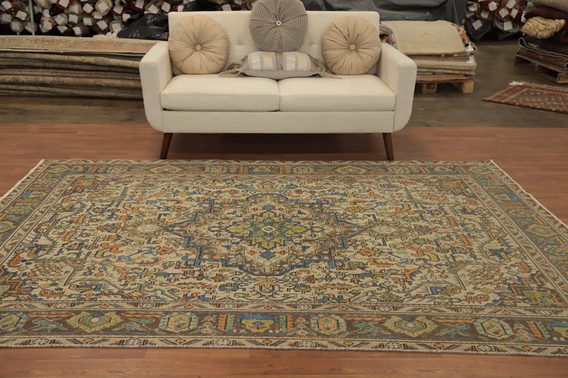 Traditional Geometric Vintage Handmade Wool Area Rug 6x9 ft for Living Room gallery