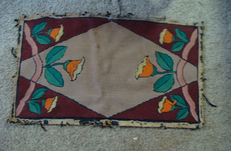 vintage Arts and Crafts rug with flowers gallery